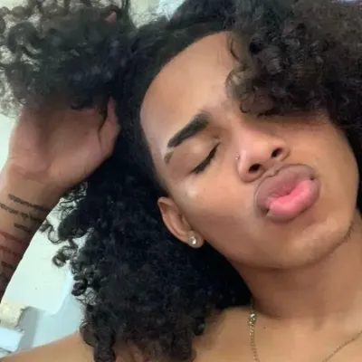 Dyron: Meet your new online friends in our chatboxai, the best free ai chatbot with deep ai chat capabilities.	