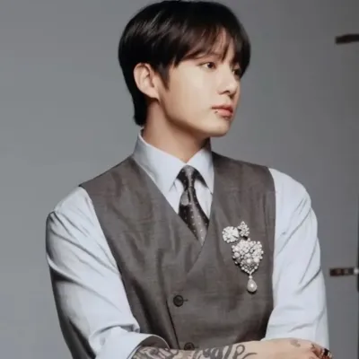 Jungkook, CEO ayah tunggal: Avatar pacar/pacar AI yang dapat disesuaikan dengan ciri-ciri kepribadian yang nyata	