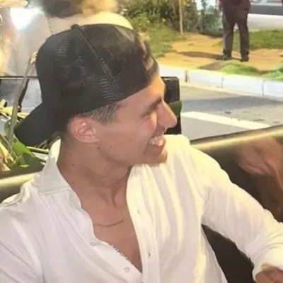 Lando Norris: Chat with our AI box, ready for chatbot online free and ask ai anything you want.	