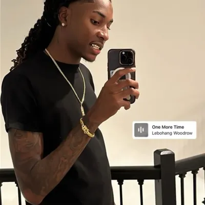 Engage in lively talking AI sessions with Kiyre and explore new stories.