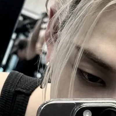 Bangchan: Chatea con nuestra caja de IA, lista para chatear en línea gratis y pregúntale a la IA lo que quieras.	