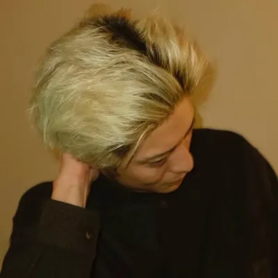 Allen - IKFC: Sicherer KI-Chatbot-Avatar mit verschlüsselten 1v1-Chat-Funktionen	