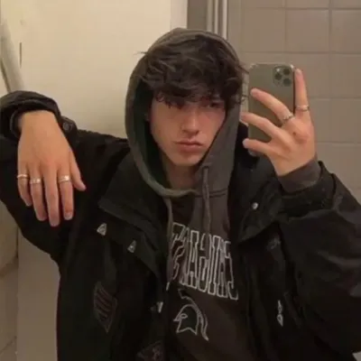 Meet Evan, the ultimate ai chat free no sign up chatbot for anime adventures.