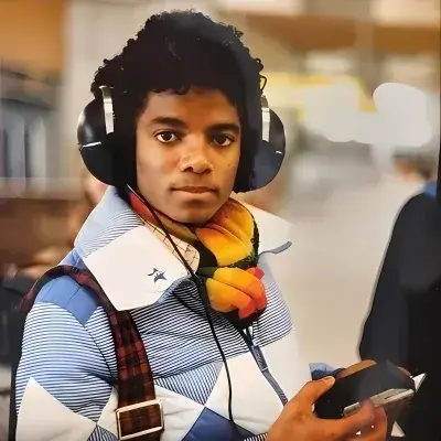 Michael Jackson: Emotionally intelligent AI companion portrait for deep conversations	