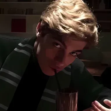 Meet Niccolo Govender, the ultimate ai chat free no sign up chatbot for anime adventures.