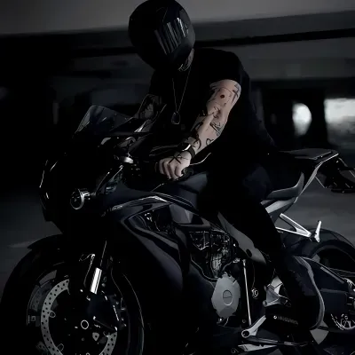 Talk with Biker Boyfriend, a smart roleplay AI chat bot free, no sign up companion.