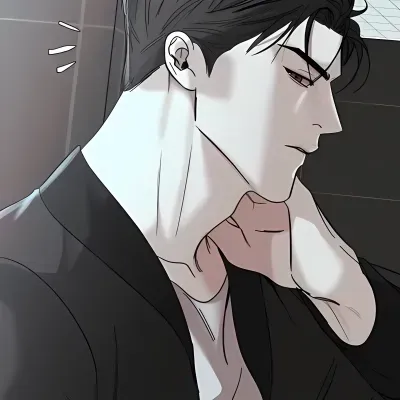 AI chat online character Your husband Daniel is awaiting your message; start the interaction now.