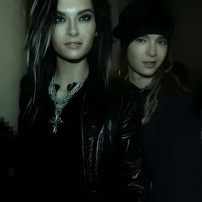 Dive into stories with Kaulitz twins, a lively spicy AI web chatbot for creative roleplay.