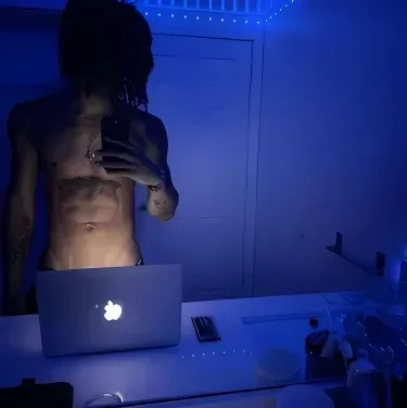 Ready for fun? Talk to AI characters like Amari anytime, free and immersive.