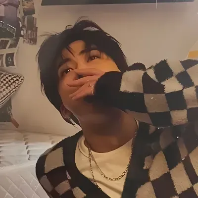 在玟：情感智能AI伴侶肖像，用於深入對話