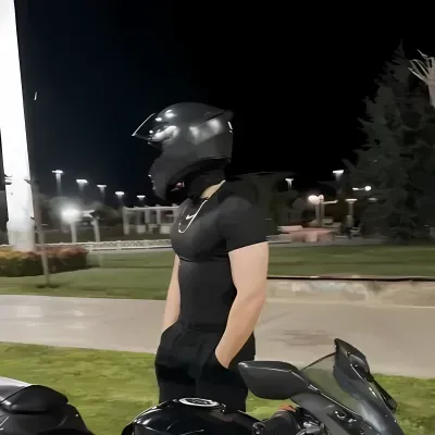 스트리머 남자친구: 지금 당장 무료 채팅을 위해 soulgen과 ifreechat 기능이 탑재된 매력적인 AI 캐릭터와 AI 대화를 나눠보세요.	