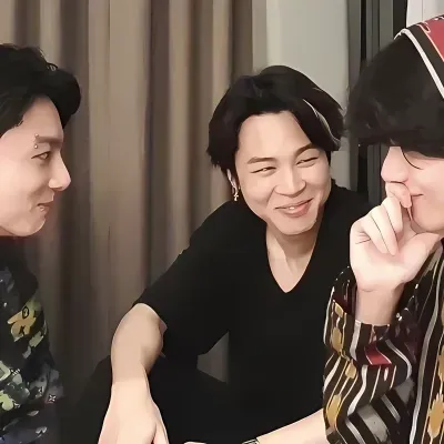 Jungkook Jimin V: Conoce al personaje principal de nuestro mundo de IA, con una lista de rasgos de carácter y capacidades de chat de IA.	