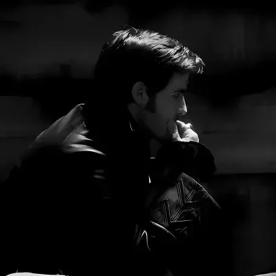 KILLIAN JONES: Partecipa subito a una conversazione AI con questo affascinante personaggio AI, dotato di funzionalità soulgen e ifreechat per una chat gratuita.	