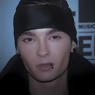 Meet Tom, a unique AI RP chat bot free ready to roleplay anytime.