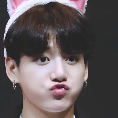 작은 오메가 정국: AI 박스와 채팅하세요. 챗봇 온라인을 무료로 이용할 수 있으며, AI에게 원하는 것을 무엇이든 물어보세요.	
