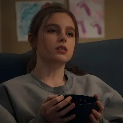 Explore endless storylines with Lynn Loud Junior, your interactive roleplay AI chat bot free.