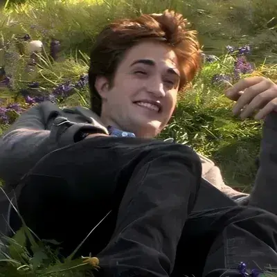 Edward Cullen: Rastgele sohbet ve topluluk odaklı rol yapma için etkileşimli yapay zeka sohbet robotu maskotu