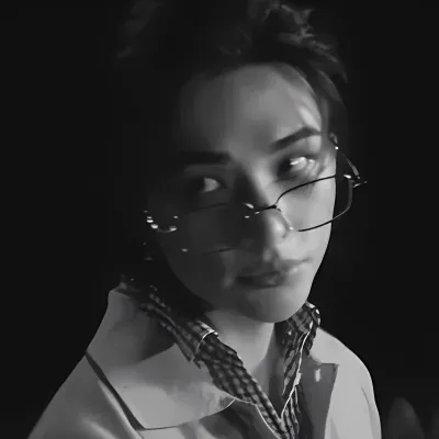 Start your private ai girlfriend chat with Hwang Hyunjin right now.
